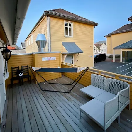 At Nicolas 11 Leilighet *