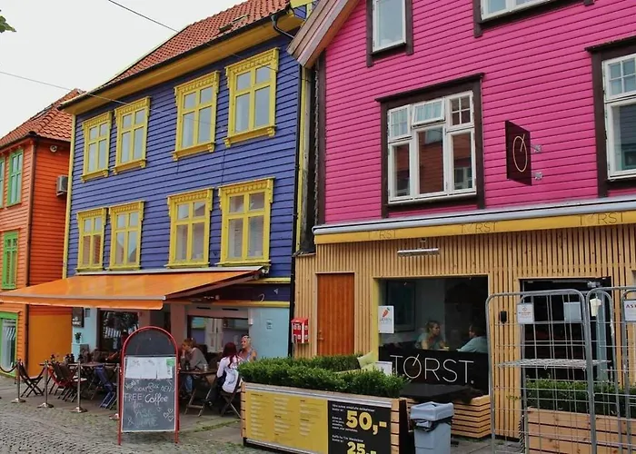 At Nicolas 11 * Stavanger